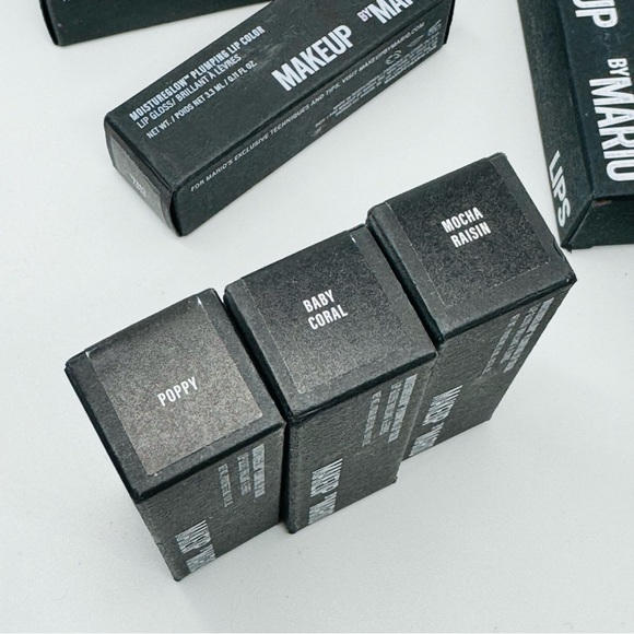 Poppy Moisture Glow Plumping Lip Color Bright Red Brand New in Box - Picture 9 of 9